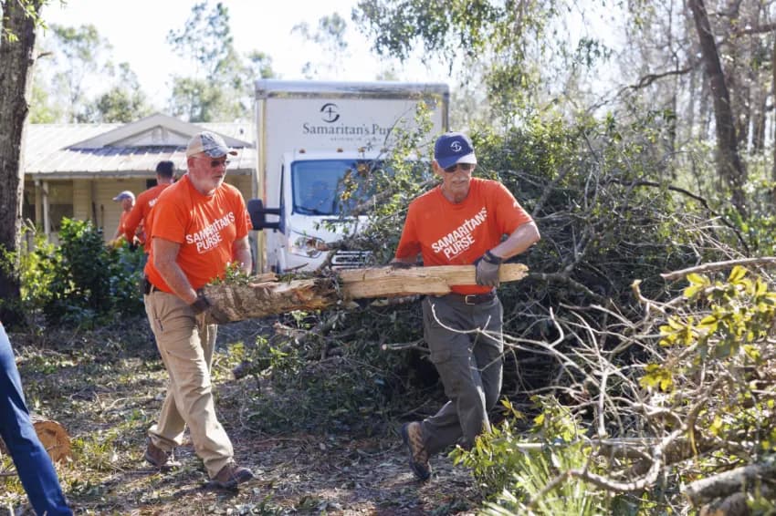 Christian Relief Groups Bring Food, Water, and Cleanup Help to Gulf Coast Families